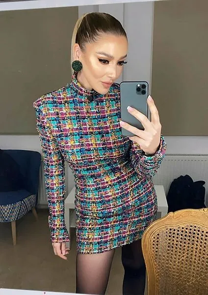 Hadise’nin karantina pozları sosyal medyayı salladı