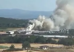 Bursa'da tavuk çiftliğinde yangın! Ekiplerin müdahalesi sürüyor
