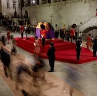 İngiltere için büyük gün! Kraliçe 2. Elizabeth bugün defnedilecek