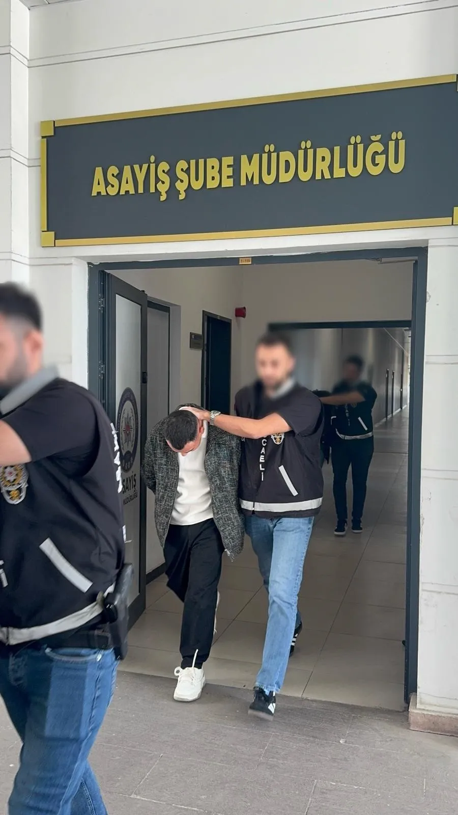 Vadeli araç ticaretinde bir gecelik vurgun: 160 kişi mağdur - 1