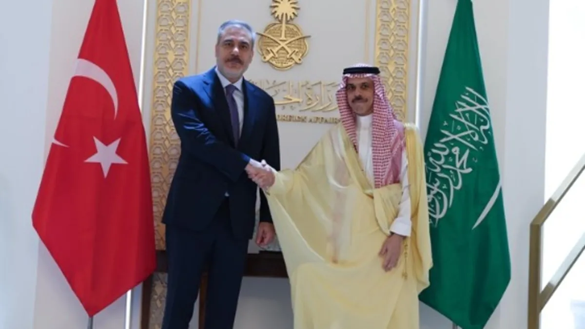 Bakan Fidan Suudi mevkidaşı ile "İran"ı görüştü!