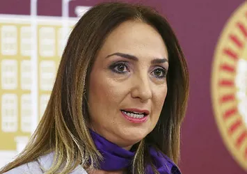 CHP'li Aylin Nazlıaka Aka TRT'yi hedef gösterdi!