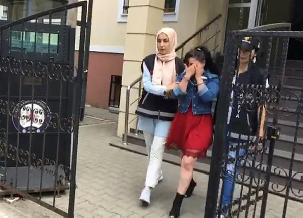 Yeni doğan bebeğini balkondan atan anne için karar verildi - 1