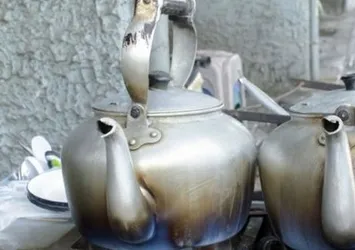 Çaydanlığın içinden servet çıktı