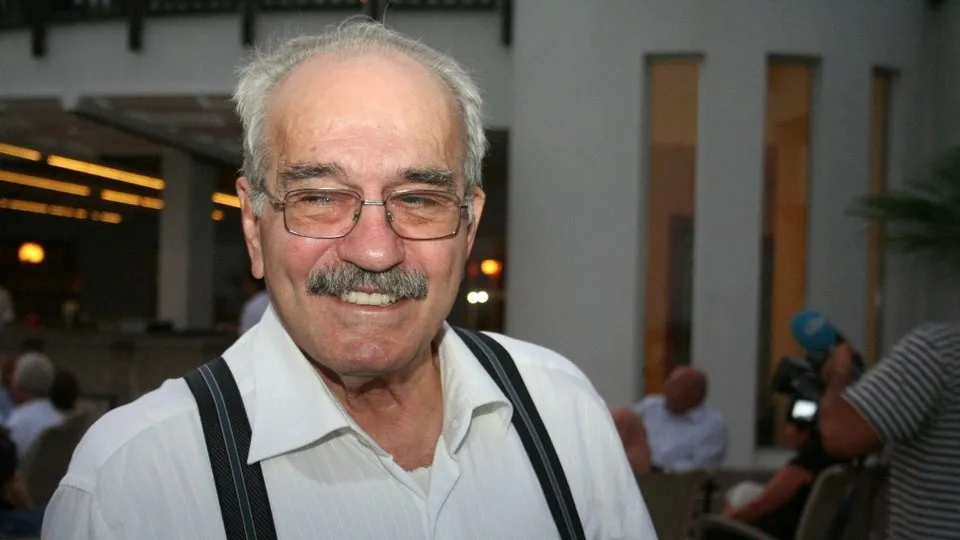 fikret hakan hayatini kaybetti