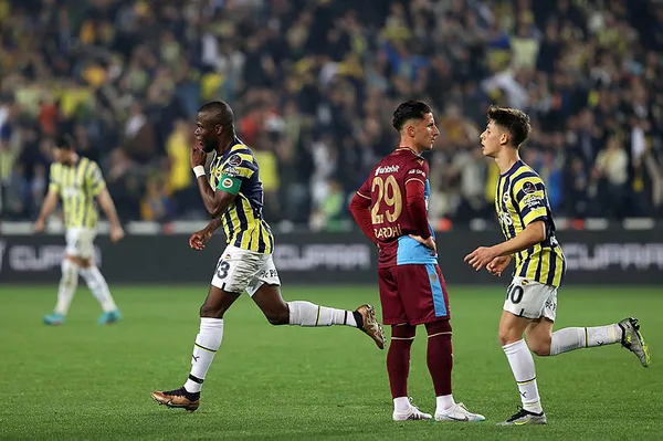 Kanarya’dan derbide Fırtına’ya geçit yok! Fenerbahçe 3-1 Trabzonspor MAÇ SONUCU