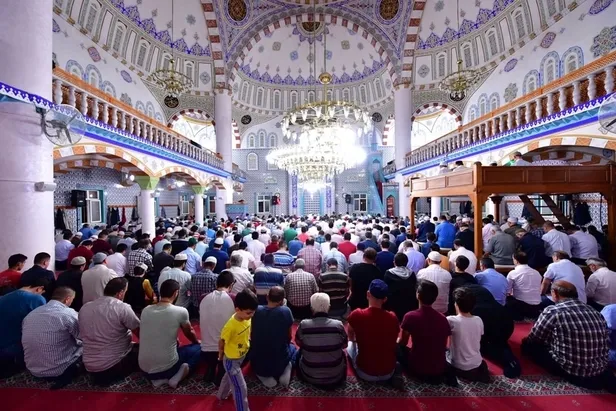 ilk-teravi-namazi-ne-zaman-ve-saat-kacta-kilinacak-istanbul-ankara-izmir-icin-ilk-teravi-vakti-2024-diyanet-im-1710063366338.jpeg İlk teravi namazı ne zaman ve saat kaçta kılınacak? İstanbul, Ankara, İzmir için ilk teravi vakti…. (2024 DİYANET İMSAKİYE) - 6
