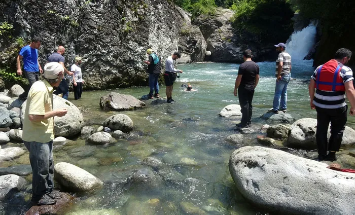 Rize'de sulara kapılan 11 yaşındaki Nehir, 11 gündür bulunamıyor - 1