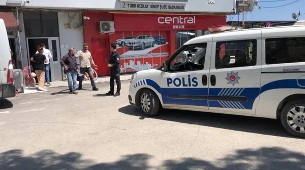 sinopta-3-gundur-araniyordu-evde-uyurken-bulundu-1652878376101.jpg Sinop’ta 3 gündür aranıyordu! Evde uyurken bulundu - 2