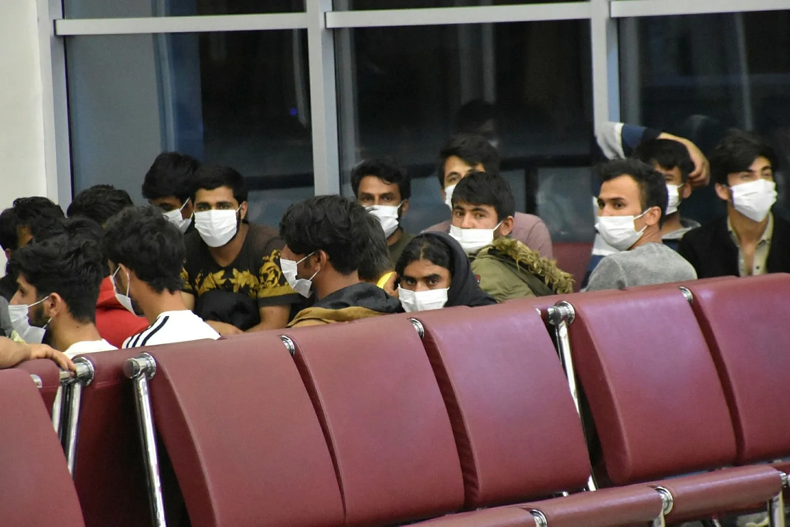 Bakanlık duyurdu: Son bir haftada 4 bin 320 göçmen sınır dışı edildi toplam sayı 119 bini aştı