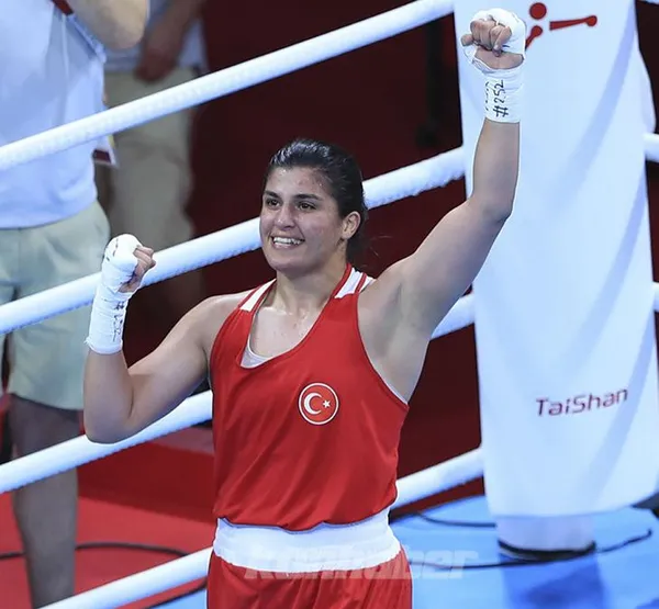 Busenaz Sürmeneli'ye anlamlı jest: Sen Tokyo'da vurduğun son yumrukla hesabı ödedin - 2