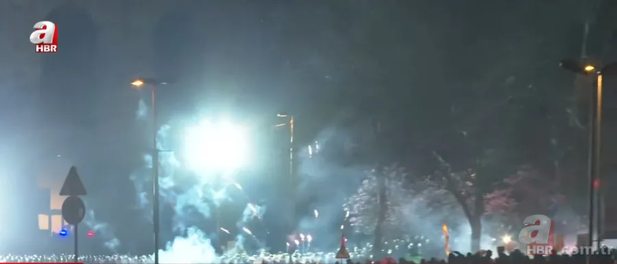 Özgür Özel'den tehdit vandallardan küfür! A Haber canlı yayınında sert tepki: Namussuzlar... Bu Gladyo solculuğu! İmamoğlu'nun miras paylaşımı 2