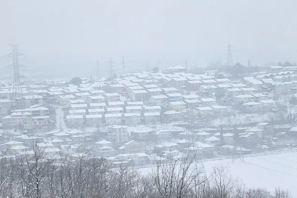 son-dakika-sakarya-valiliginden-vatandaslara-kar-yagisi-uyarisi-1643237028304.jpg Son dakika: Sakarya Valiliğinden vatandaşlara kar yağışı uyarısı - 1