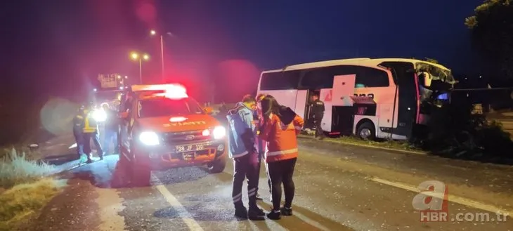 Kayseri’de yolcu otobüsü aydınlatma direğine çarptı: 16 yaralı