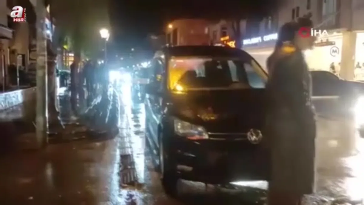 Ters yön kazası! Aracını bırakıp kaçtı