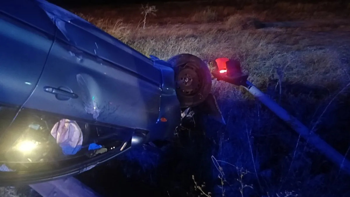 Balıkesir'de iki otomobil çarpıştı: 2 yaralı