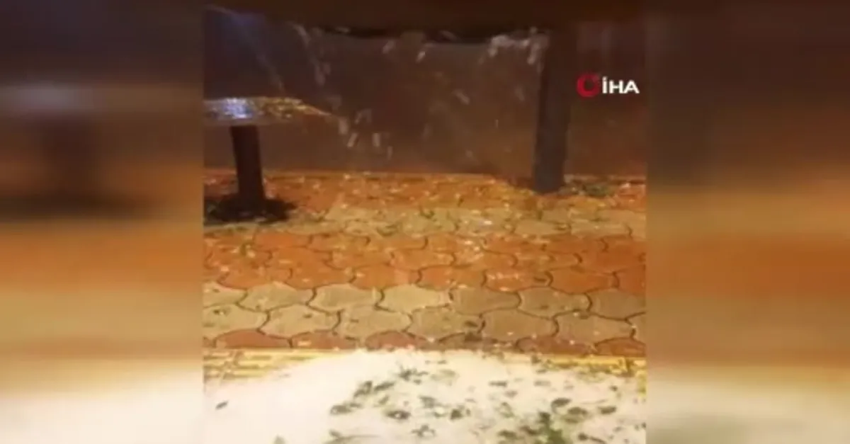 Hatay'da dolu yağışı