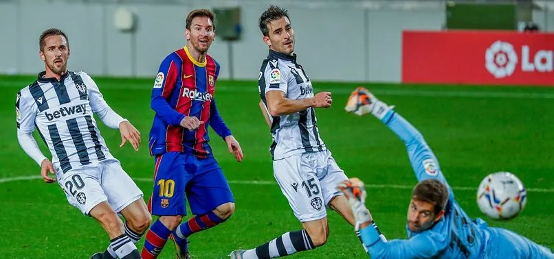 Barcelona sahasında Levante'yi yendi