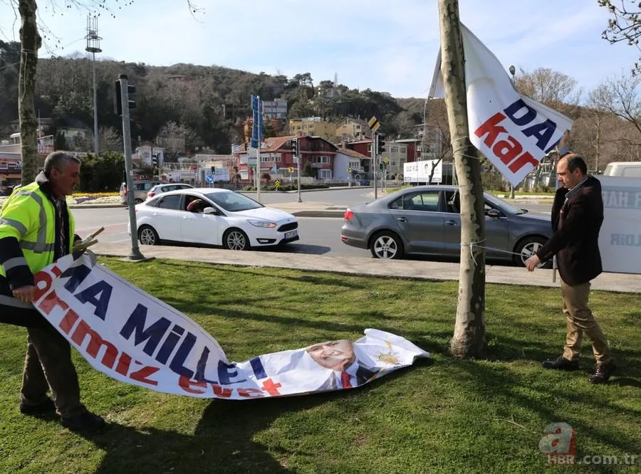 Sarıyer'de AK Parti'nin referandum çadırı ve pankartları parçalandı 1