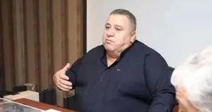 İki koruması köstebek mi?