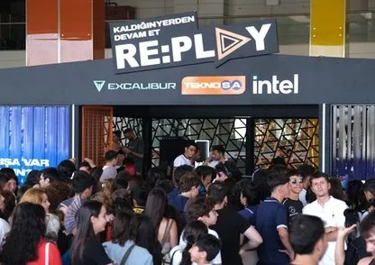 RE:PLAY heyecanı Excalibur gücüyle başladı