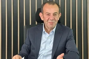 Yat eğlencesinin arkasından fuhuş ve şantaj çetesi çıktı