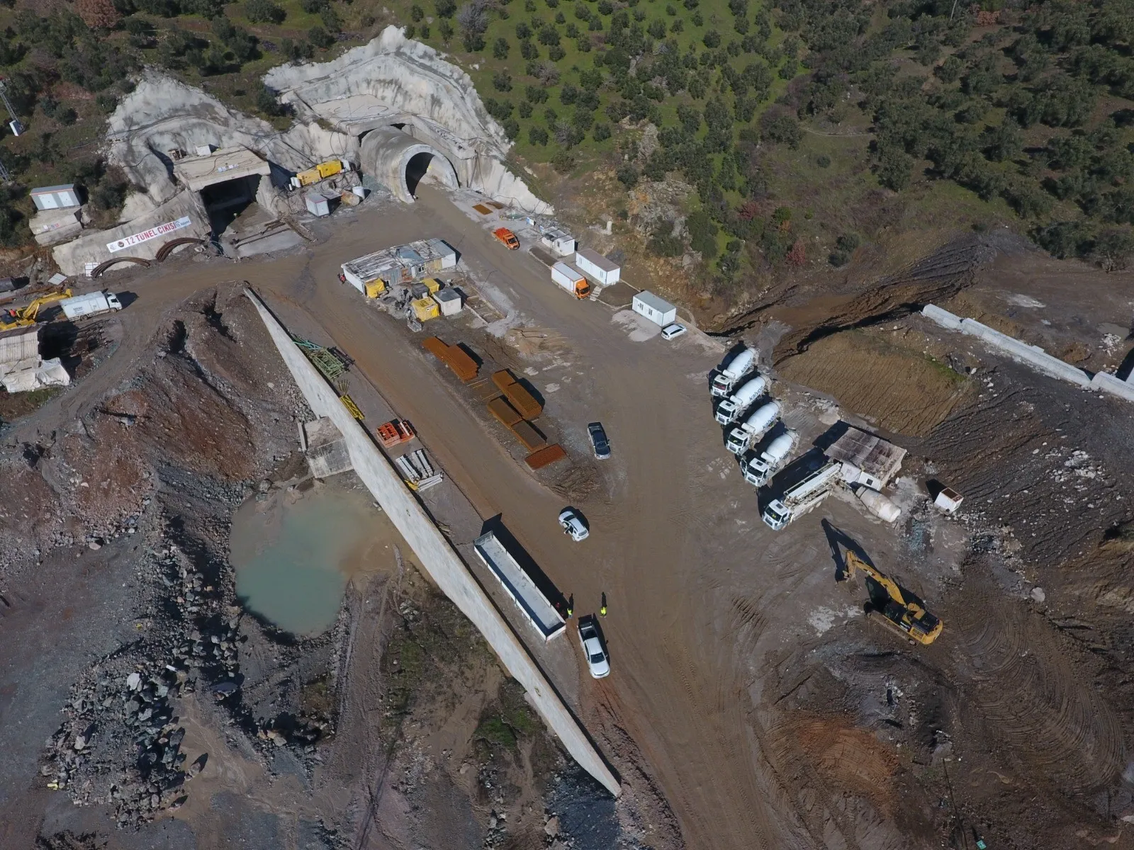 Milyonlarca lira tasarruf sağlanacak! Ayvacık T-2 Tüneli'nde geri sayım başladı! Seyahat süresi 35 dakikadan 7 dakikaya düşüyor