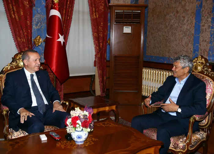 Cumhurbaşkanı Erdoğan, Demirören ve Lucescu'yu kabul etti - 1