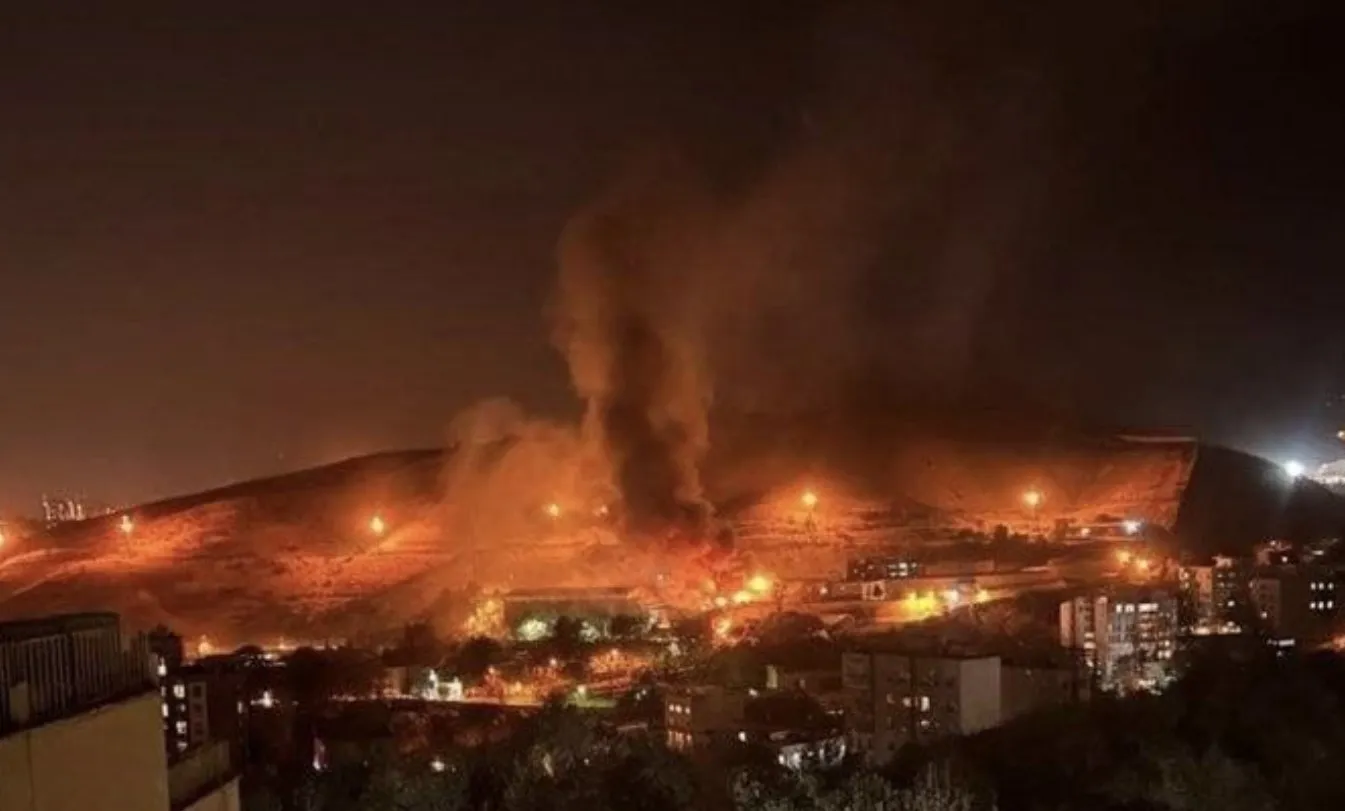 İran karıştı: Hapishanede dev yangın