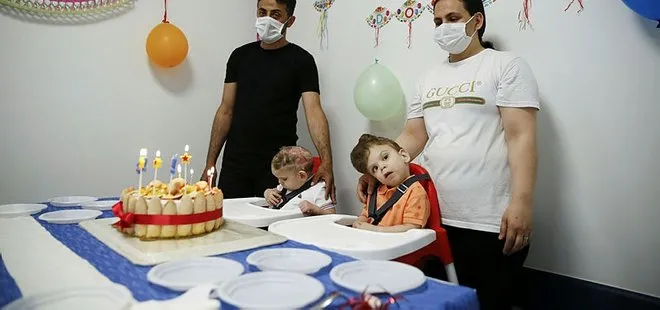 Güzel haberi Başkan Erdoğan vermişti! Siyam ikizleri ikinci yaş günlerini ayrı kutladı