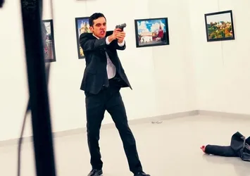 Karlov cinayetinde gizemli Rus kadın