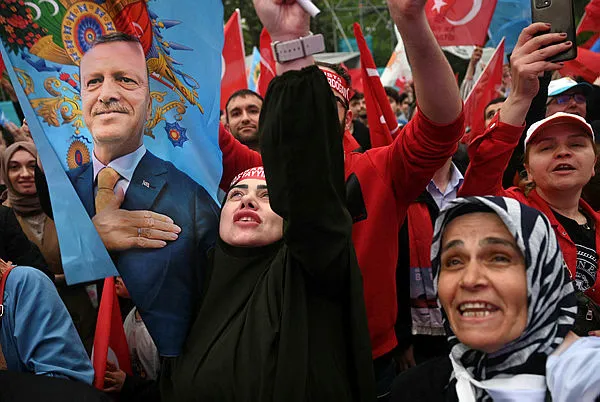 Türkiye’nin 81 ilinden Başkan Erdoğan’ın zaferinin sevinç görüntüleri! Başkan Erdoğan’ın konuşmaları…