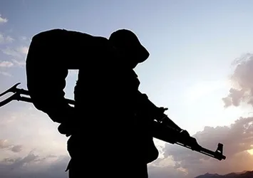 Silopi'de askeri araca bombalı saldırı