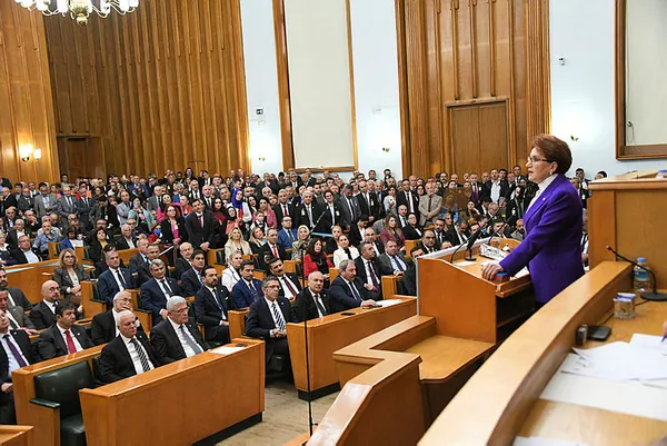Son dakika: Meral Akşener’den Kemal Kılıçdaroğlu’na hançer yanıtı: Kalbine vururum