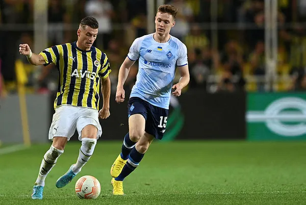 Fenerbahçe'de gündem sol bek! - 1