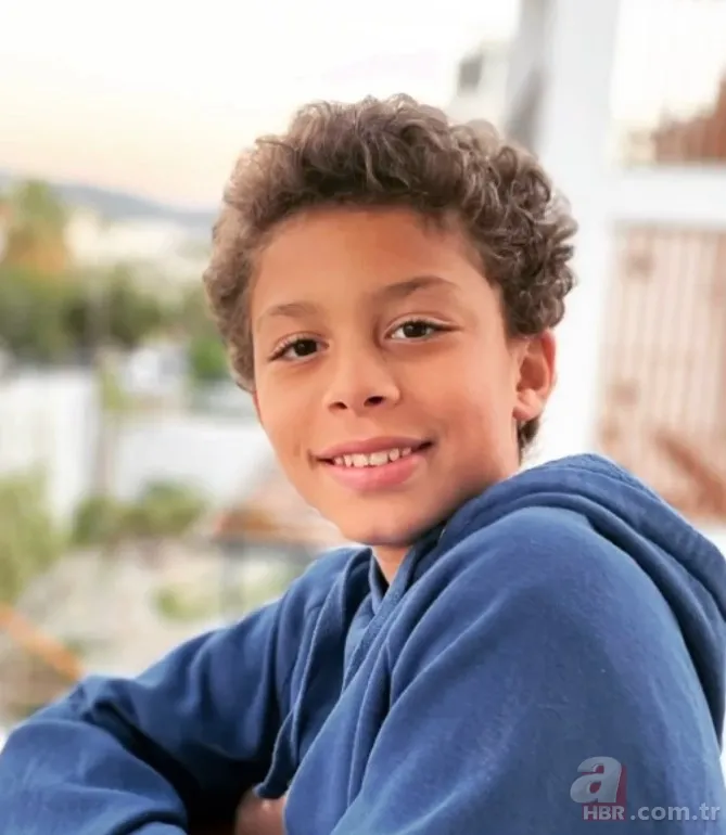 Defne Joy Foster'ın oğlu Can kocaman oldu! Eşi ilk kez anlattı... 8