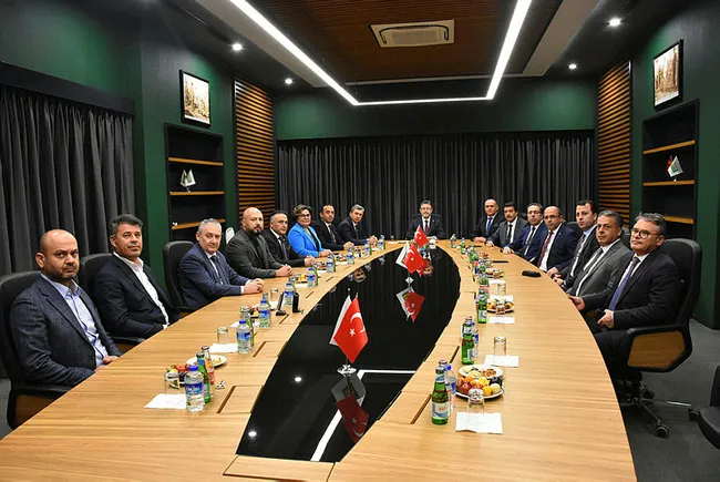 tarim-bakani-ibrahim-yumakli-acikladi-ciftci-destek-odemeleri-hesaplarda-1705686049182.jpg Tarım Bakanı İbrahim Yumaklı açıkladı! Çiftçi destek ödemeleri hesaplarda - 6