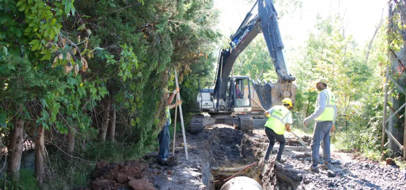 Şile'de İSKİ'nin kazı çalışması sırasında doğalgaz borusu patladı
