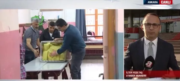 chp-genel-merkezinde-son-durum-ne-baskan-recep-tayyip-erdogandan-fark-yiyen-7li-koalisyonun-adayi-kemal-kilicd-1684167181390.jpeg CHP Genel Merkezi'nde son durum ne? Başkan Recep Tayyip Erdoğan'dan fark yiyen 7'li koalisyonun adayı Kemal Kılıçdaroğlu masayı tokatladı - 3