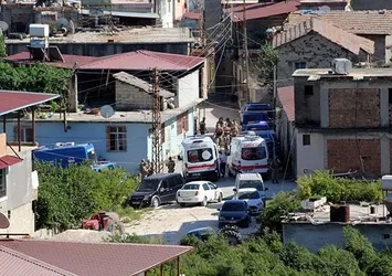 Hatay'da iki ailenin kavgasında kan aktı!