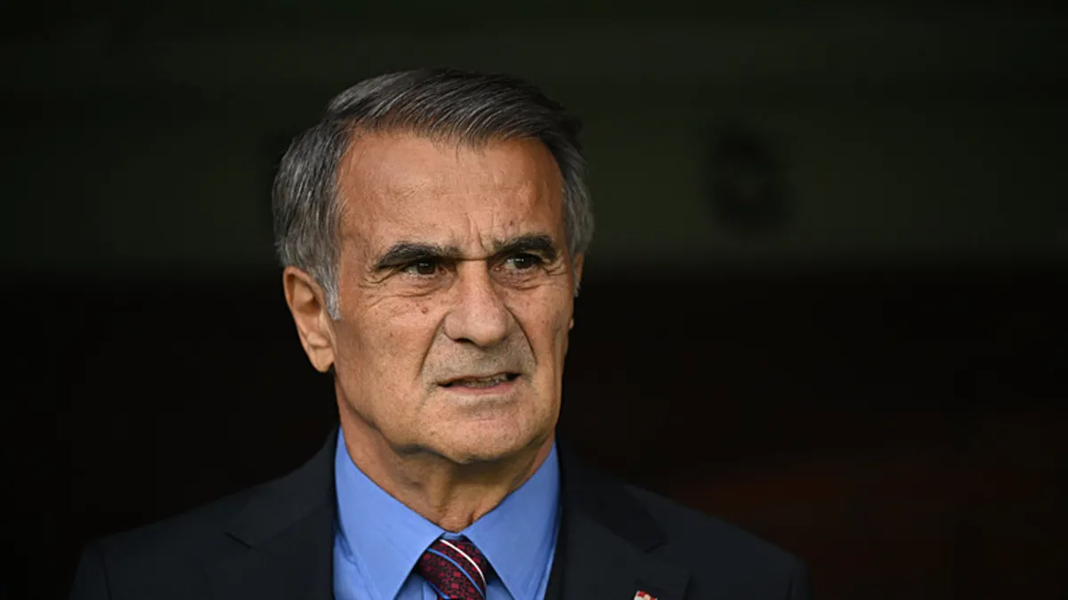 Trabzonspor Teknik Direktörü Şenol Güneş'ten transfer mesajı: Eksik bölgeler dolacak