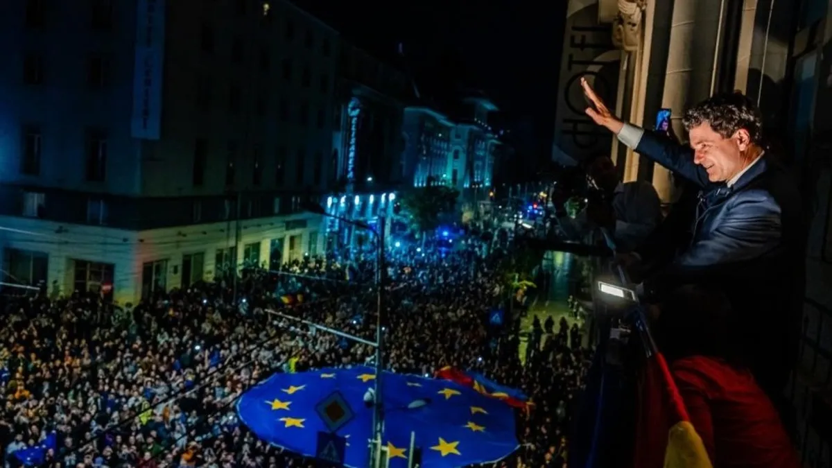 Romanya'da yeni dönem: Cumhurbaşkanı Nicusor Dan seçildi