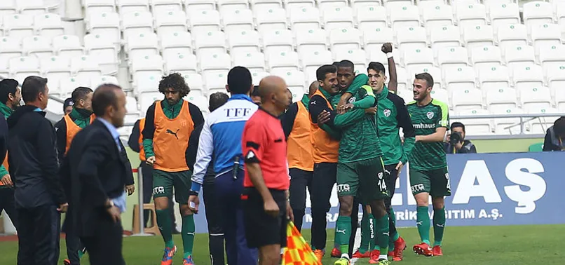 Bursaspor, Konyaspor'u 3-0 mağlup etti
