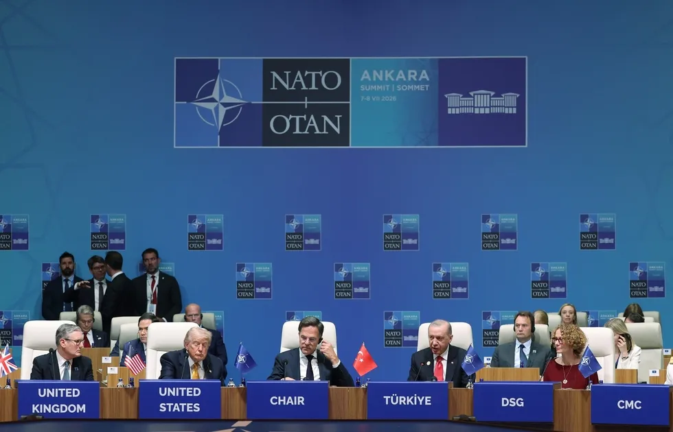 baskan-erdogandan-36-nato-devlet-ve-hukumet-baskanlari-zirvesinde-tarihi-mesajlar-savunmadaki-kisitlamalar-kal-1783508085946.jpg Başkan Erdoğan'dan 36. NATO Devlet ve Hükümet Başkanları Zirvesi'nde tarihi mesajlar: Savunmadaki kısıtlamalar kalkmalı - 3