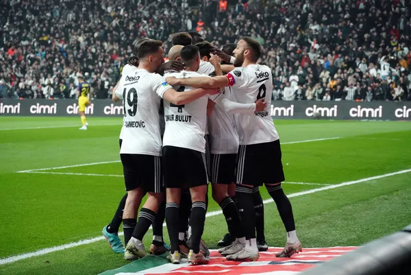 Beşiktaş Ankaragücü’nü 2 golle geçti: Aboubakar 3. döneminde ’siftah’ dedi