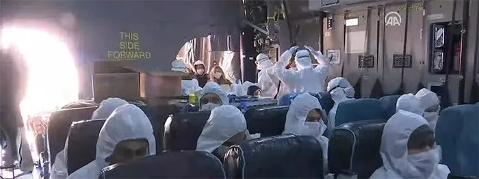 Vuhan’daki Türkler tahliye edildi! İlk görüntüler...