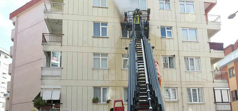 Ataşehir'de yangın paniği