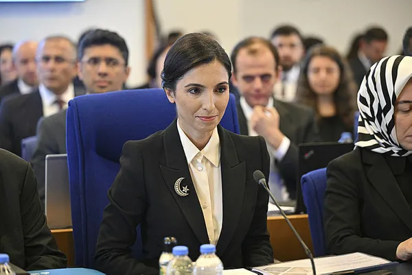 128 milyar dolar nerede? algısı resmen çöktü! TCMB Başkanı Gaye Erkan’dan net yanıt! O iki maddeye dikkat çekti...