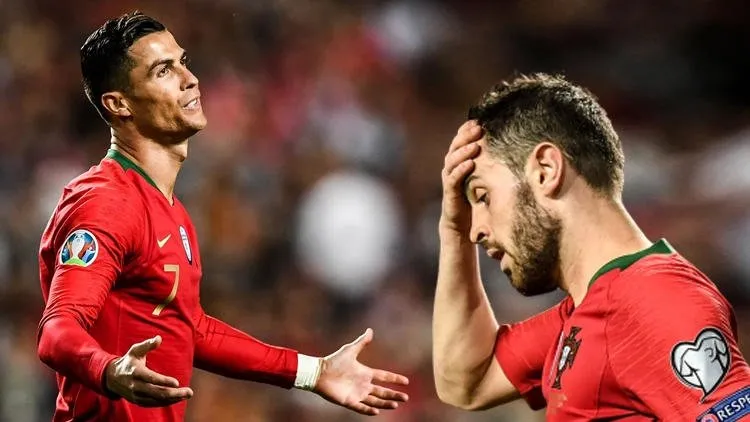 Cristiano Ronaldo Hangi Dinden