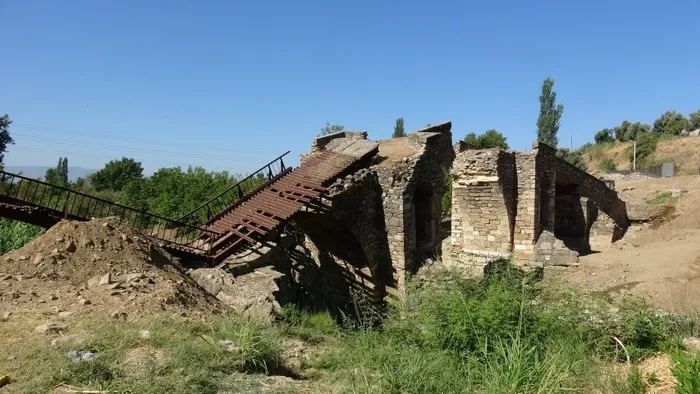 Osmanlı döneminde yapılan tarihi köprü yeniden ayağa kaldırılacak - 1